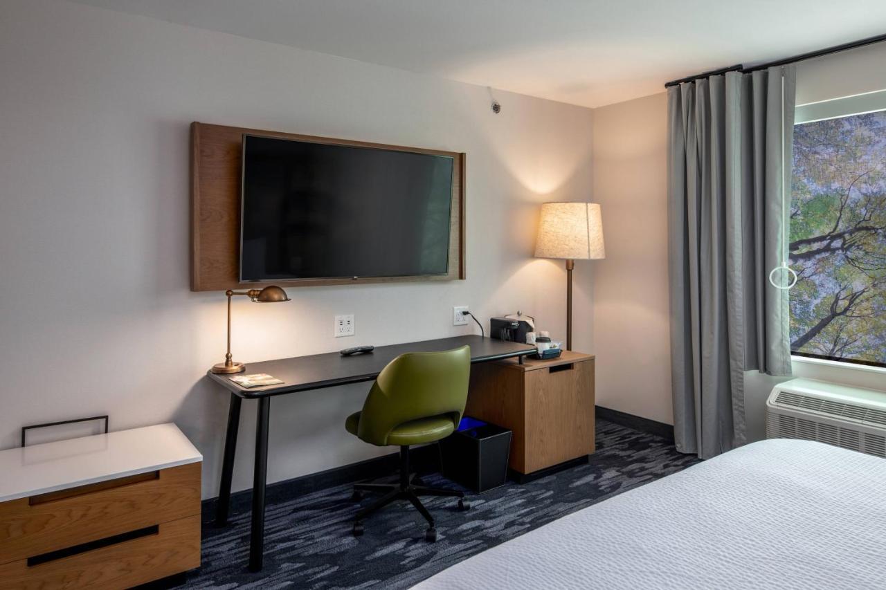 Fairfield Inn & Suites By Marriott Little Rock Airport Exterior photo